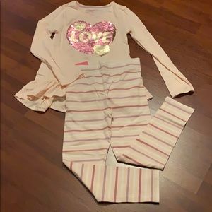 Girls shirt and leggings set